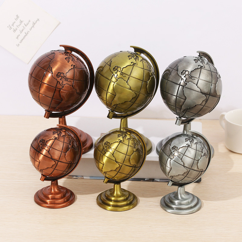 Vintage Alloy Globe Figurine R - огляд і ціна Office Furniture World